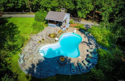Highland Lake Cottage | Charming 2-bedroom cottage near Bethel Woods with WiFi