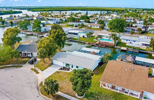 Merritt Island House | Charming 3-bedroom house with Private Boat Dock in Merritt Island, FL.