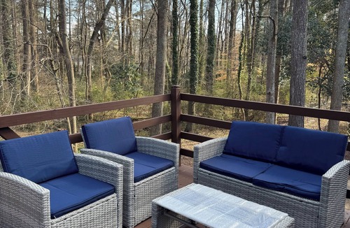 Alpharetta House | Charming 3-Bedroom Home in the Heart of Alpharetta – Walk to Avalon & Dining!