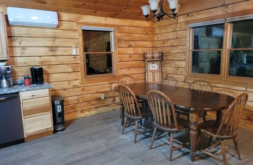 Port Douglass House | Charming 3-bedroom house in Keeseville