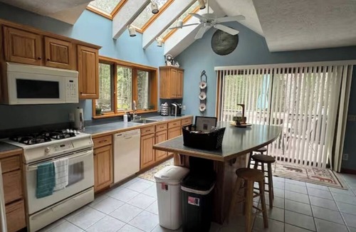 Pocono Pines House | Charming 3-bedroom cabin style house nestled in the woods