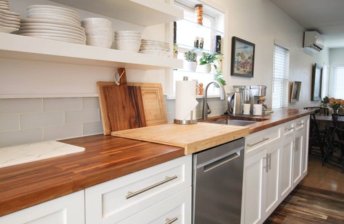 Old Towne House | Charming Beach Home w/Garden Oasis