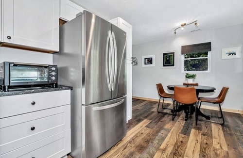 Black Mountain Cottage | Charming Cottage with Spacious Backyard and Covered Porches Near Downtown Black Mountain, NC