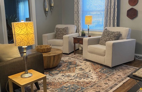Georgetown Other | Charming farmhouse 4 miles to Kentucky Horse Park.