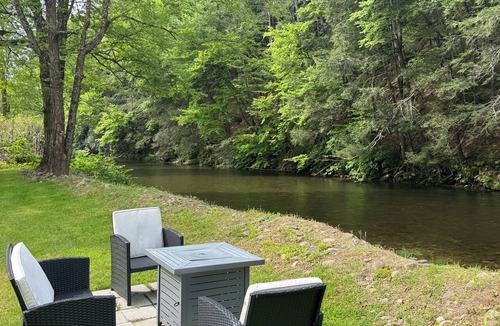 Cambra House | Charming Retreat on Fishing Creek - Near Ricketts Glen