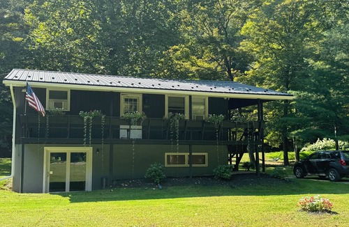 Cambra House | Charming Retreat on Fishing Creek - Near Ricketts Glen