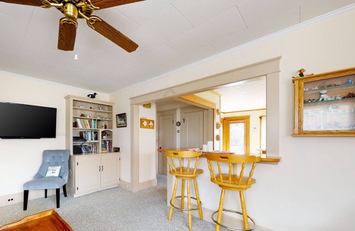 Boothbay Harbor House | Charming Water View Home Overlooking Mill Cove with a Large Deck - Near Town