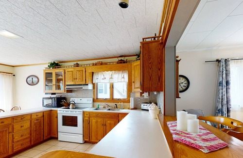 Boothbay Harbor House | Charming Water View Home Overlooking Mill Cove with a Large Deck - Near Town