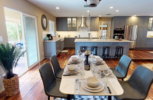 Enterprise Villa | Cheerful 3Bd, 2Br Villa w/Pool. 15 mins to Strip