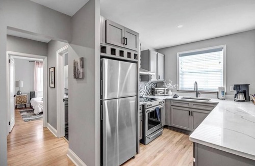Southbank Apartment | Chic Riverfront Apartment in Downtown San Marco