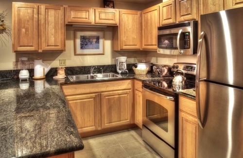 Four O'Clock Cabin | CHRISTMAS SKI IN/OUT Breckenridge, GRAND TIMBER LODGE 12/19/25-12/26/25