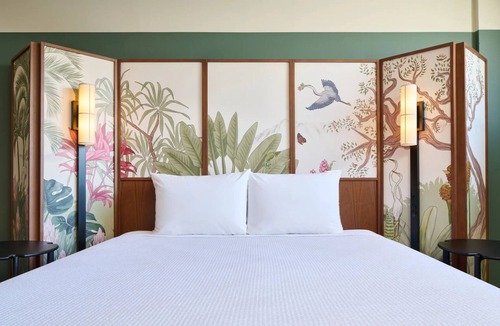Ala Moana Hotel | City View King, Japanese Garden Views, Poolside Relaxation, Close to Waikiki