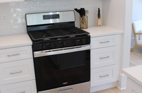 Alpharetta Apartment | Clean, Stylish 1 Bedroom Apartment Minutes from Downtown Alpharetta/Avalon
