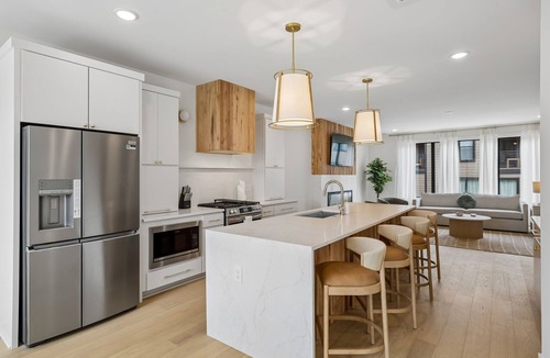 Hurwood Heights House | Combined Nashville Twin Townhomes | 6BR + Hot Tubs