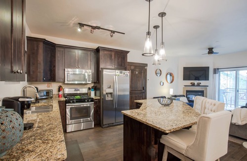 Bear Hollow Village Condo | Comfortable Luxury Ski Condo in Bear Hollow