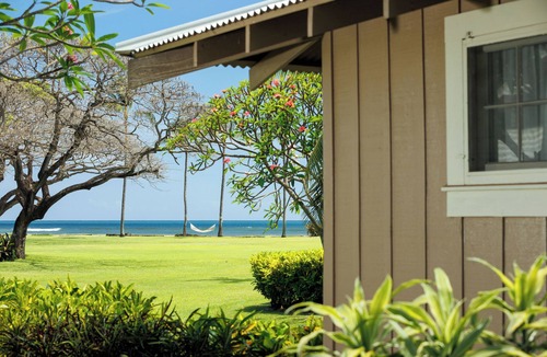 Waimea House | Cozy 1-Bedroom Ocean-view Cottage
