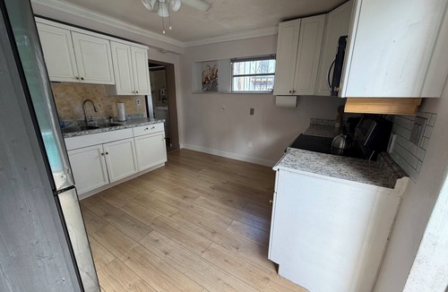 Ives Estates House | Cozy 1-bedroom suite in beautiful Miami with AC and pool