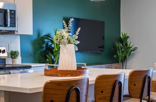 Draper Apartment | Cozy 1bd Apt w/Hot Tub & Gym Access