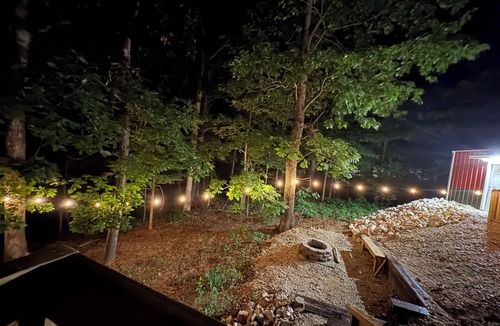 Buchanan Cottage | Cozy 2-bedroom Tiny cottage near KY lake at 3 mints from brakers marina/resort.