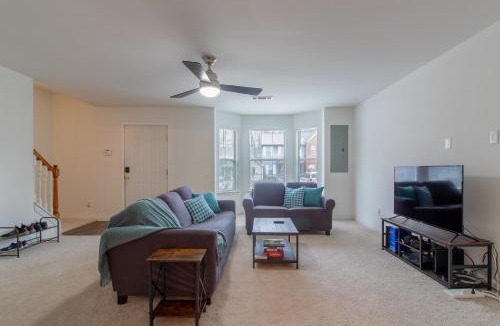 Mableton House | Cozy 2BR Home Near Atlanta, Six Flags and Trails
