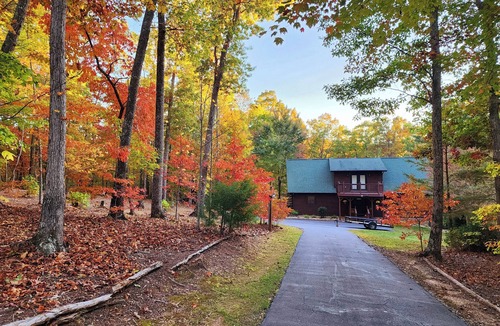 Marion Cabin | Cozy 3-bedroom cabin on 10 acres in private community