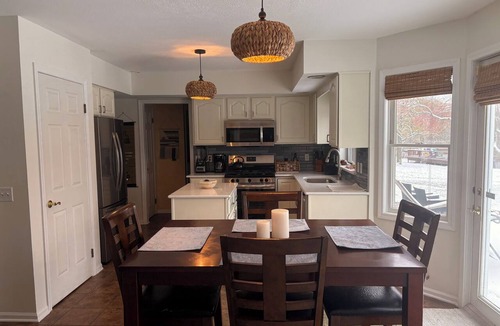 Victor House | Cozy 3-bedroom with newly updated kitchen and living areas for a relaxing stay!