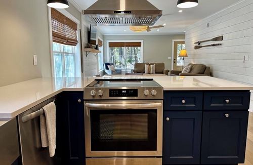 Rome House | Cozy & Modern 2BR/2BA with Long Pond access in Rome