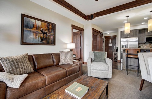 Peak 8 Condo | Cozy Mountaintop Escape Pools + Spa Hiking, Biking, Outdoor Adventures A/C