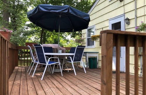Shelter Island Heights House | Cozy Ranch five minutes from Mashomack Preserve, beaches and miniature golf.