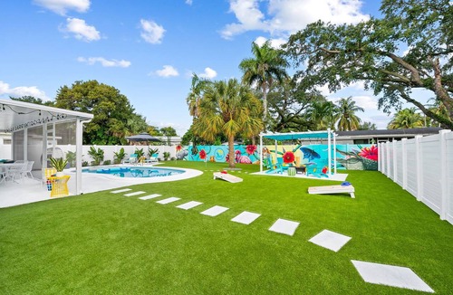 Edgewood House | CruisePort🚢MiniGolf⛳️BBQ🍔Pool👙FirePit🔥FLL✈️