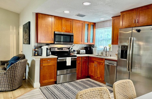 Lake Ida Shores House | "Delray Drift". Charming 3-bedroom house in Downtown Delray.