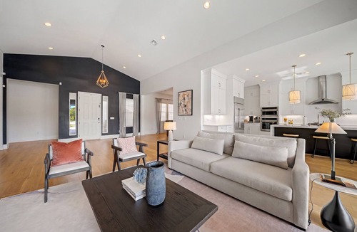 Arden House | Desert Dream - Wellness Retreat w/Resort Pool, Jacuzzi, Piano, Peloton, Rower