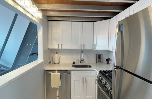 Greenwich Village Apartment | Designer Luxe Loft, with Housekeeping & Doorman - Greenwich Village/Noho