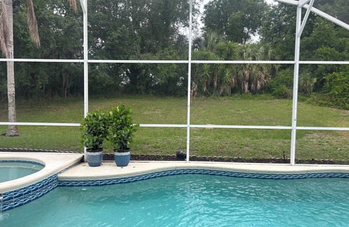 Indian Ridge House | Disney Cozy Sunny Vacation Home