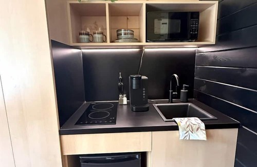 Quakertown Cabin | Dogwood: Modern Woodland Studio Pod Tiny Home with Private 300-Acre Forest near Quakertown Pennsylvania