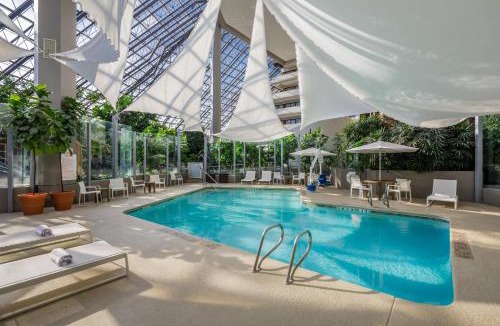Rochester Hotel | DoubleTree by Hilton Rochester