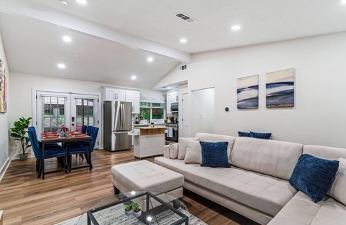 Alpharetta House | Downtown 3BD - Grill/BBQ - Game Room - Fenced Yard