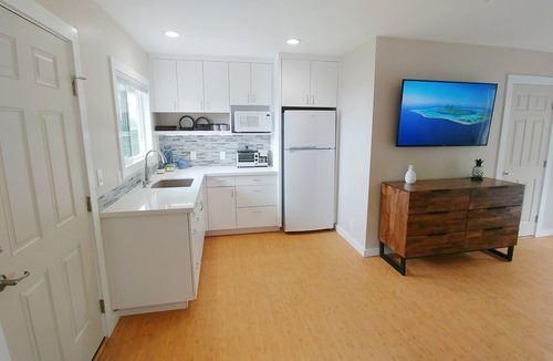 Kalaoa Apartment | Elegant & Peaceful, Minutes Away From The Beach & Airport!