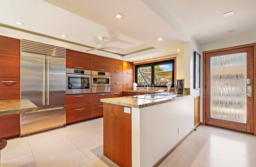Downtown Lahaina House | Elegant Puamana Home with top quality finishes, AC, w pool in tropical oasis.
