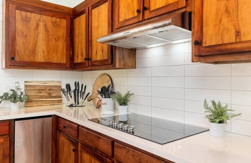 Kalaoa House | Entire Gated Estate w/Lap Pool Ocean View AC in DT Kona