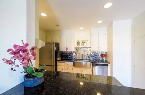 Huntington Beach House | entire home for rental near beach, heated pool and hot tub jucuzzi, weight room.