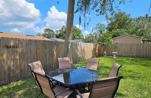 Sunbeam House | ENTIRE HOUSE 3/2 GREAT FOR FAMILY