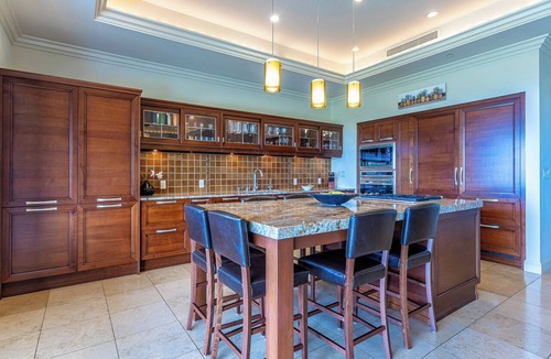 Wailea House | Exquisite Oceanview Villa: Gourmet Kitchen, Private Elevator and Pool Table
