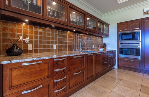 Wailea House | Exquisite Oceanview Villa: Gourmet Kitchen, Private Elevator and Pool Table