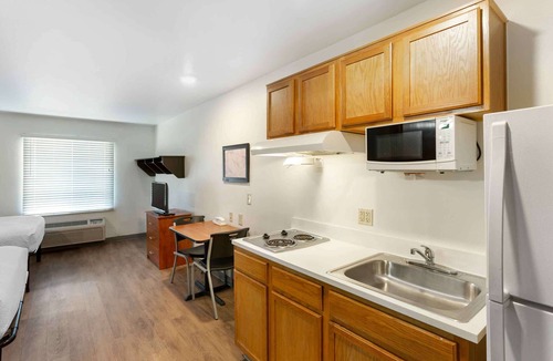 West Valley City Hotel | Extended Stay America Select Suites - Salt Lake City - West Valley City