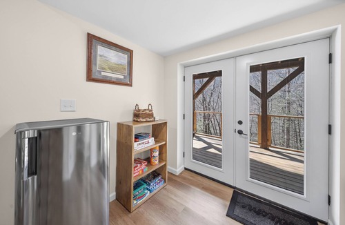Apple Ridge Cabin | Family-Friendly Blowing Rock Retreat | Fire Pit, Game Room, & Cozy Mountain Views