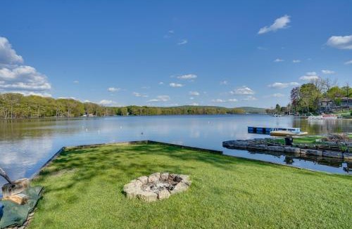 Tully House | Family Friendly! Lakefront Tully Getaway w/Porch