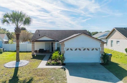 Indian Ridge House | Family-Friendly Pool Home Near Disney, Sleeps 10