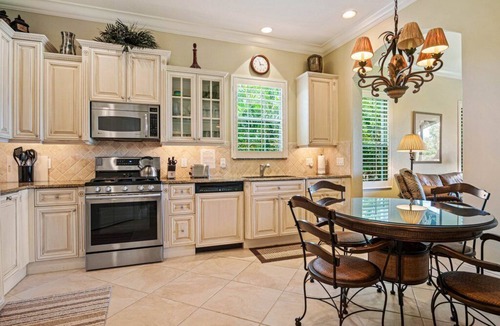 Naples Condo | Fiddler's Creek Naples Coach Home Getaway with Exceptional Amenities!