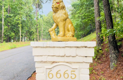 Cliftondale House | FIFA World Cup Luxury Estate 4-bedroom house in Atlanta perfect for your getaway